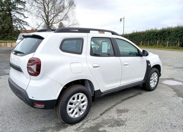 Dacia Duster image 9
