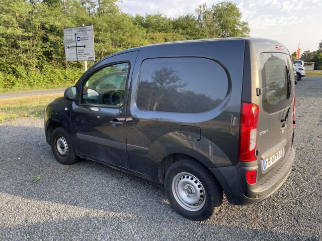 Mercedes Benz Vito image 4