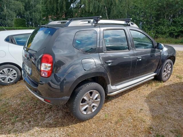 Dacia Duster image 1