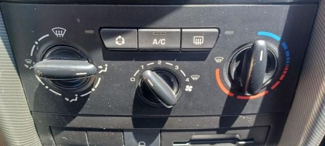 Peugeot 207 image 3