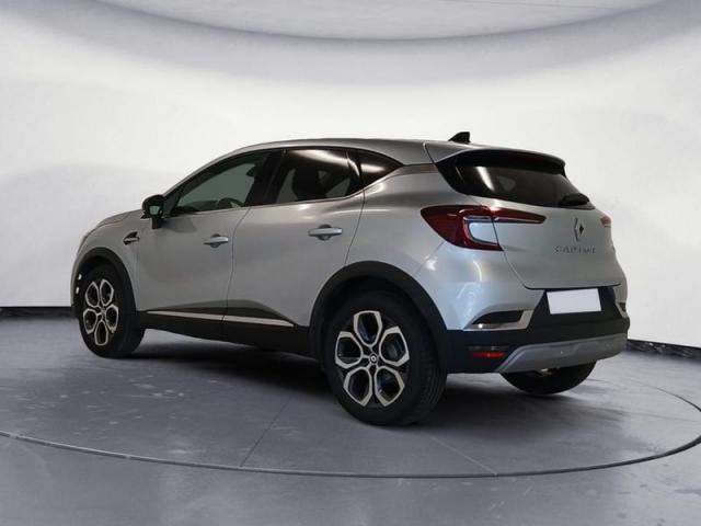 Renault Captur image 8