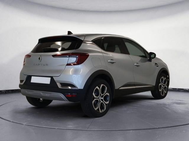 Renault Captur image 9