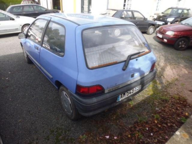 Renault Clio image 1