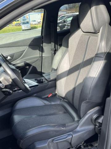 Peugeot 3008 image 3
