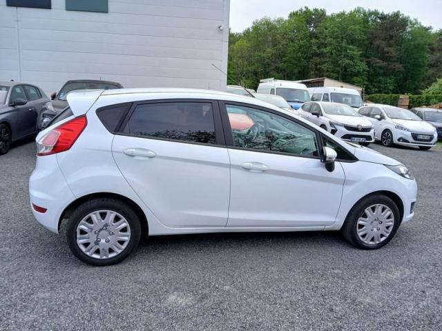 Ford Fiesta image 8
