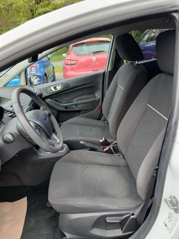 Ford Fiesta image 6