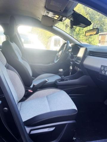 Renault Clio image 9