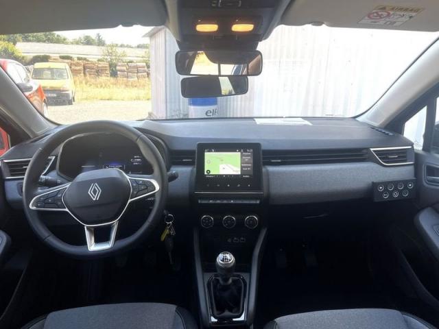 Renault Clio image 6