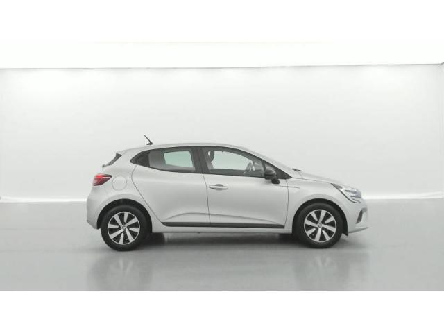 Clio image 6