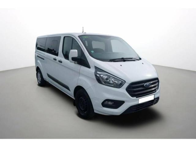 Ford Transit image 9