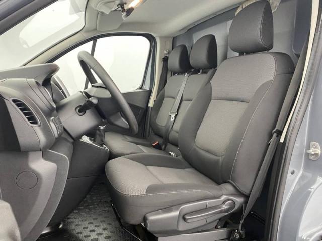 Renault Trafic image 7