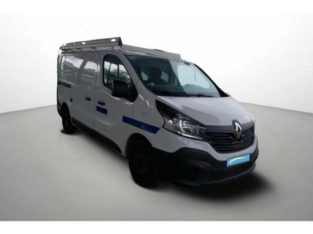 Renault Trafic image 2