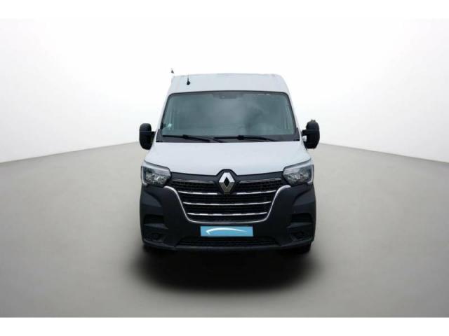 Renault Master image 2