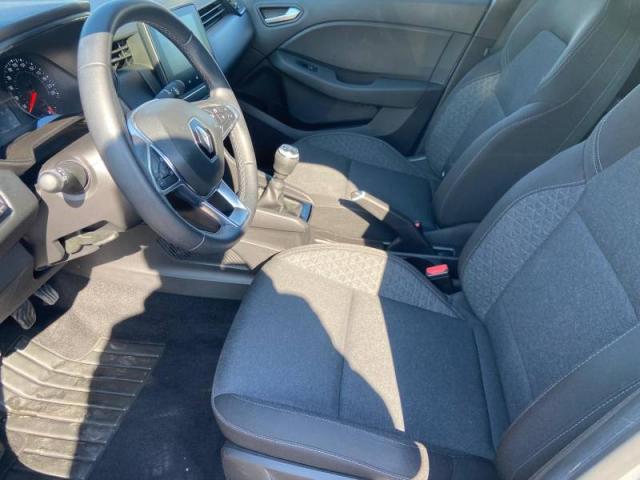 Renault Clio image 2