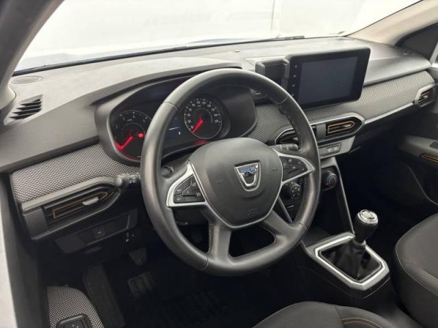 Dacia Sandero image 1