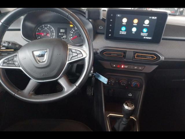Dacia Sandero image 2