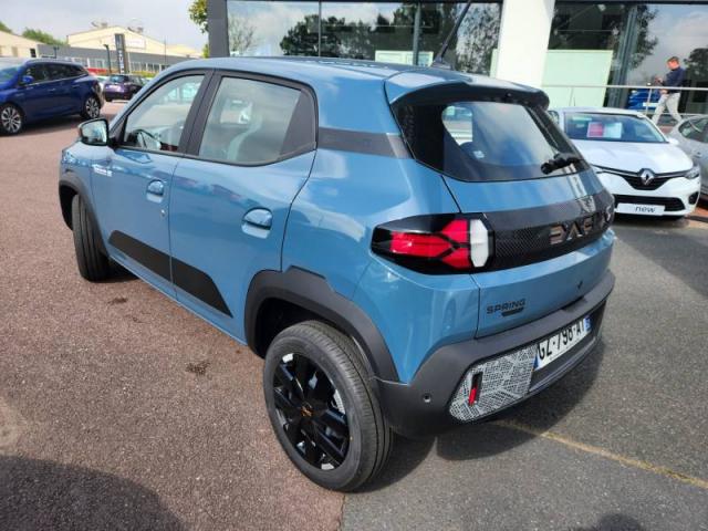Dacia Spring image 2