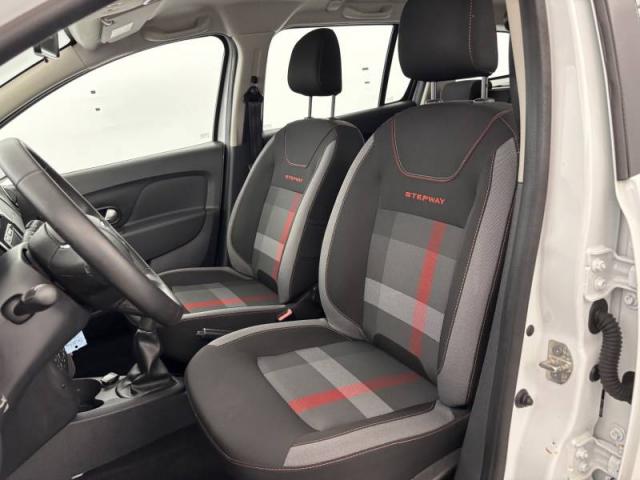 Dacia Logan image 2