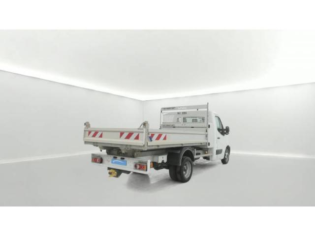 Renault Master image 1