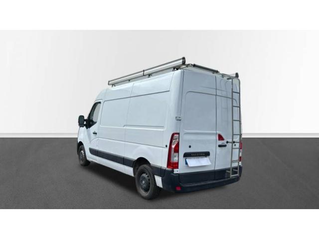 Renault Master image 2