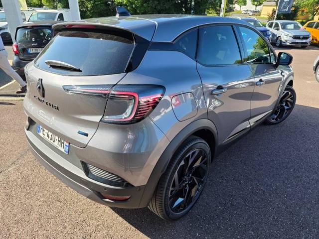 Renault Captur image 2