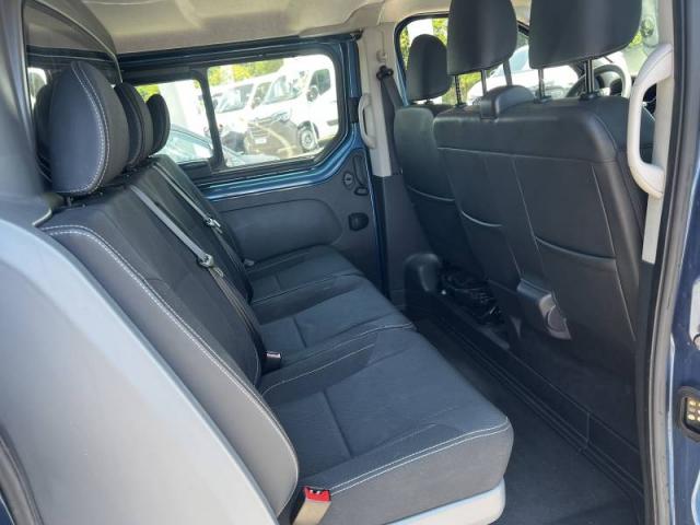 Renault Trafic image 2
