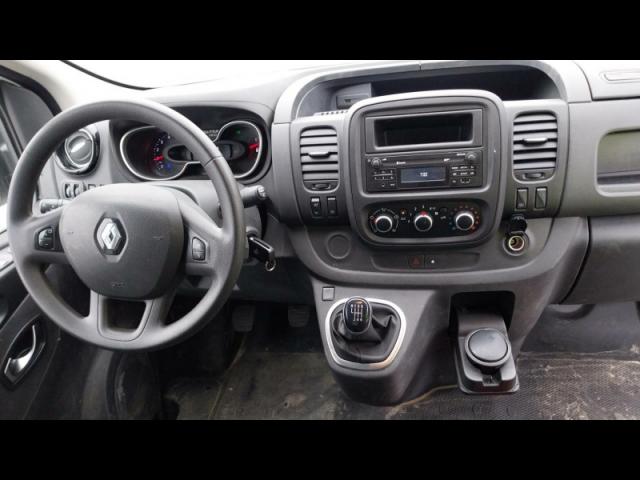 Renault Trafic image 3
