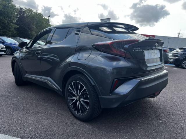 Toyota C-Hr image 6