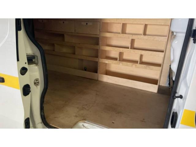 Renault Trafic image 3