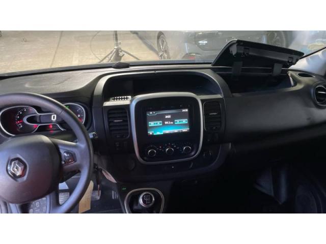 Renault Trafic image 7