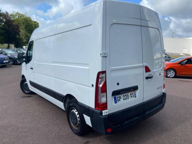 Renault Master image 1
