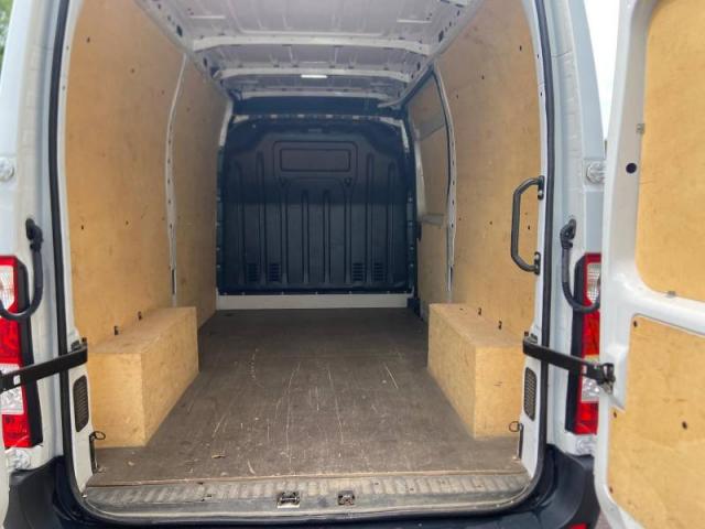 Renault Master image 3
