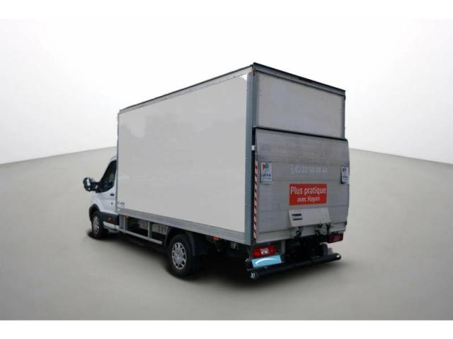 Ford Transit image 4