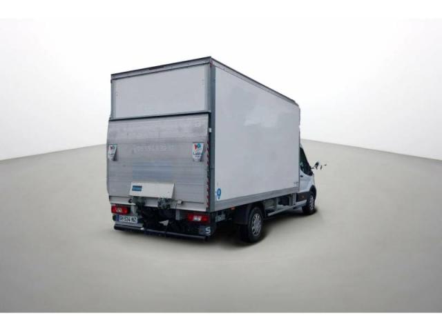 Ford Transit image 4