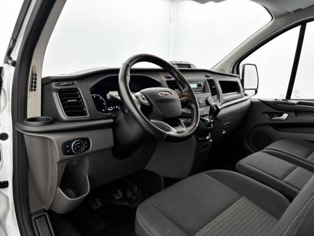 Ford Transit image 1