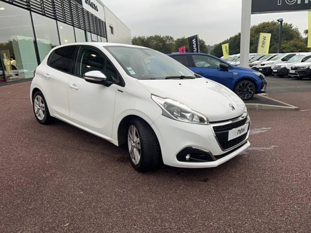 Peugeot 208 image 3