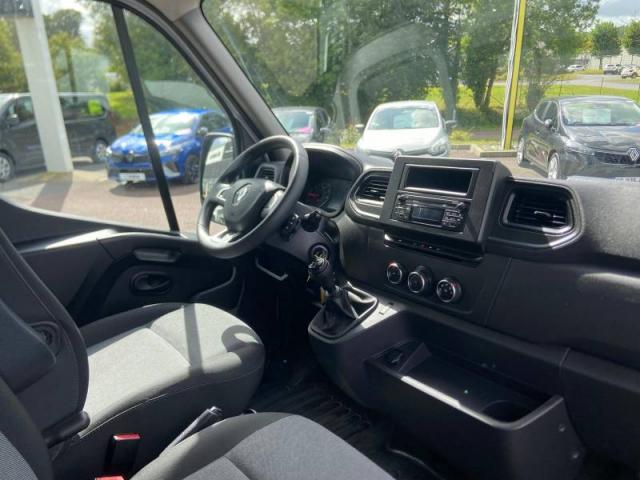 Renault Master image 8