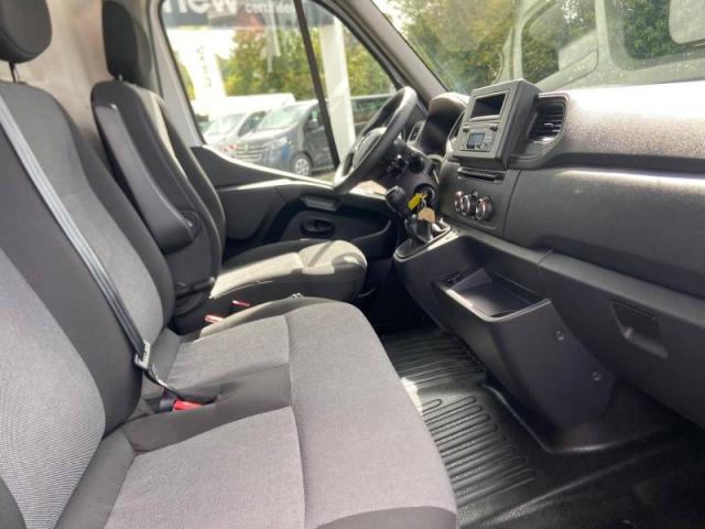 Renault Master image 7