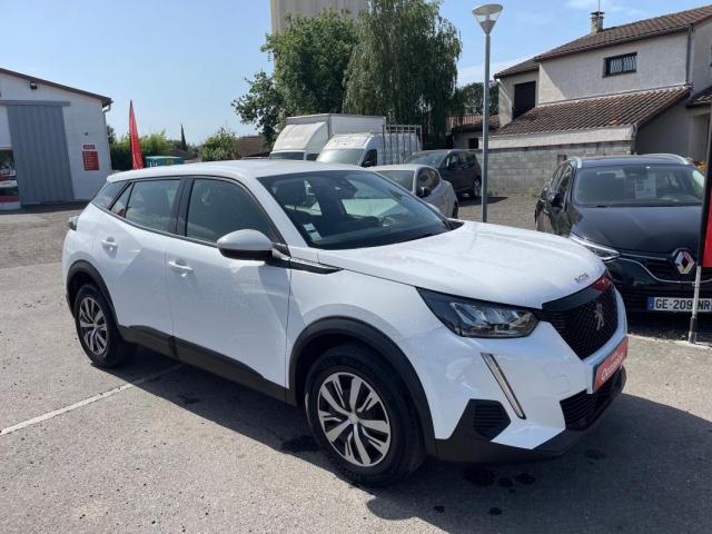 Peugeot 2008 image 2