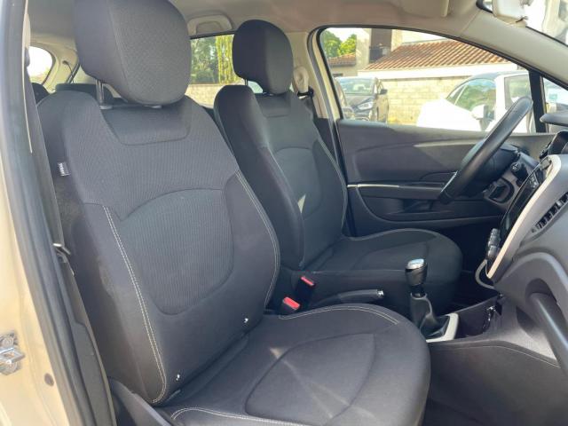 Renault Captur image 2