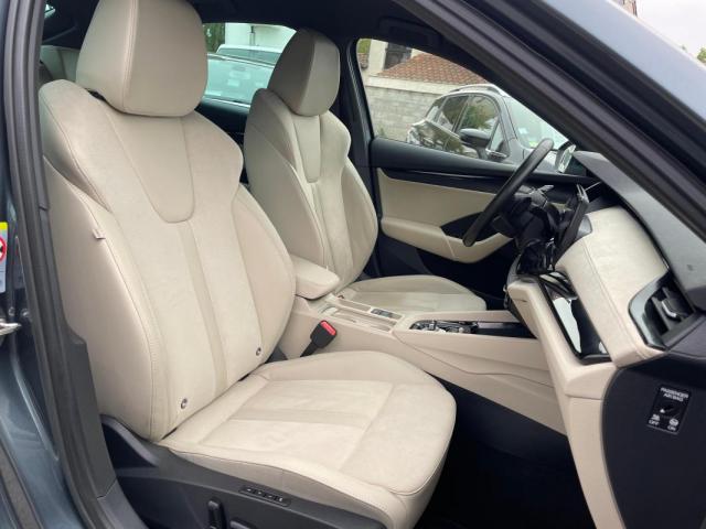 Skoda Octavia image 6
