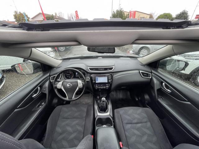 Nissan X-Trail image 2