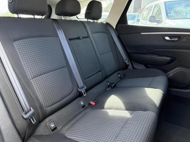 Renault Talisman Estate image 5