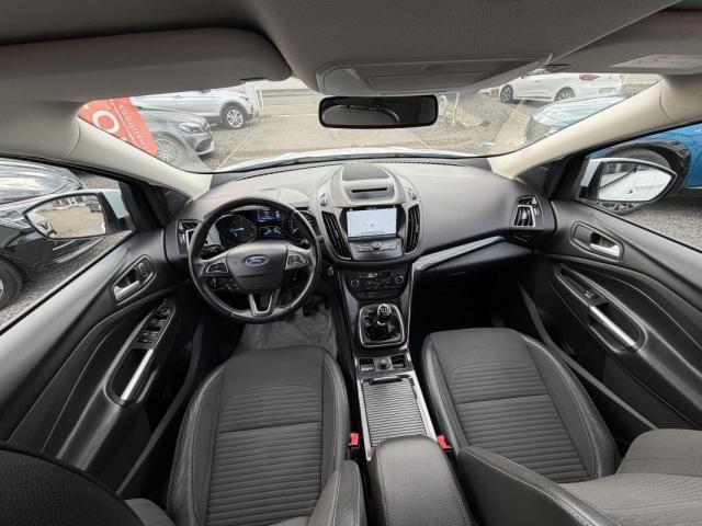 Ford Kuga image 5