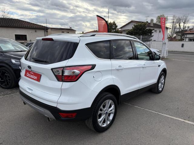 Ford Kuga image 6