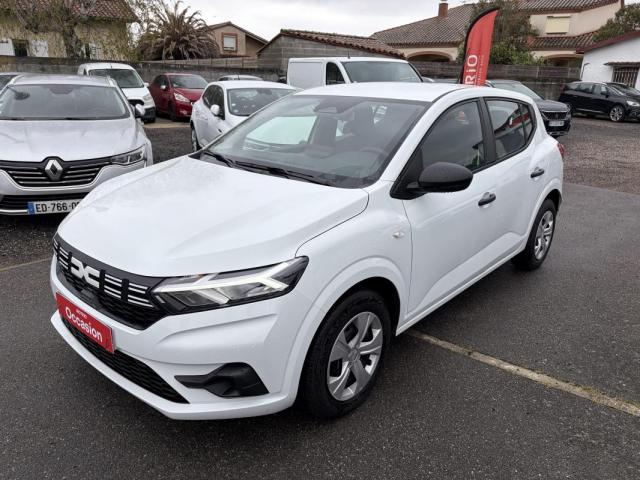 Dacia Sandero Essential 1.0 Eco-G 100