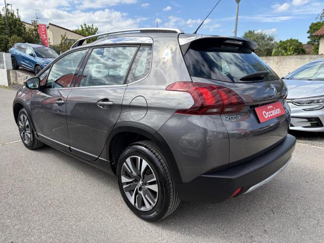 Peugeot 2008 image 2
