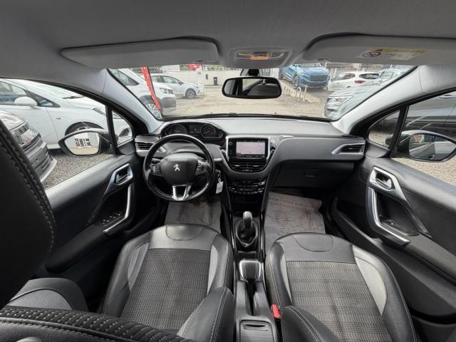 Peugeot 2008 image 6