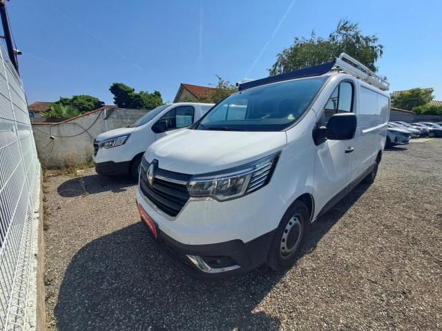 Renault Trafic image 8
