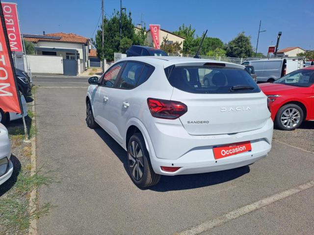 Dacia Sandero image 8